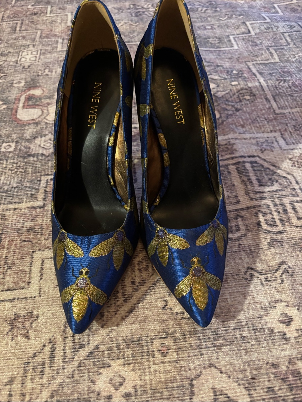 Nine West Royal Blue and Gold Embroidered Pointed Toe Pumps size 7 - Picture 2 of 7